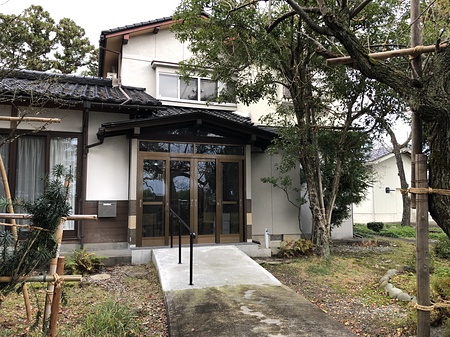 リフォーム　玄関　風除室　スロープ　てすり
