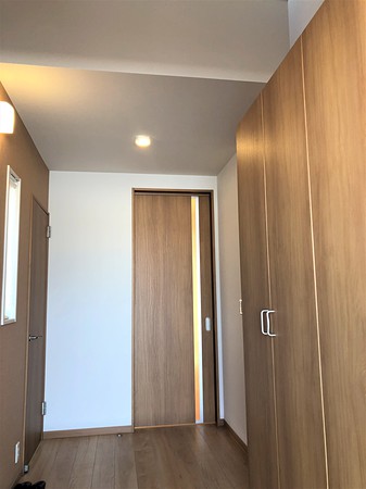 新築　注文住宅　富山　工務店　WEB内覧会　玄関