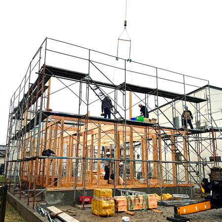 新築一戸建て　上棟